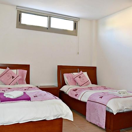 Villa Saraliana Sandy Beach Villas - Heated Pool - Jacuzzi - Private Beach Area Polis Екстер'єр фото